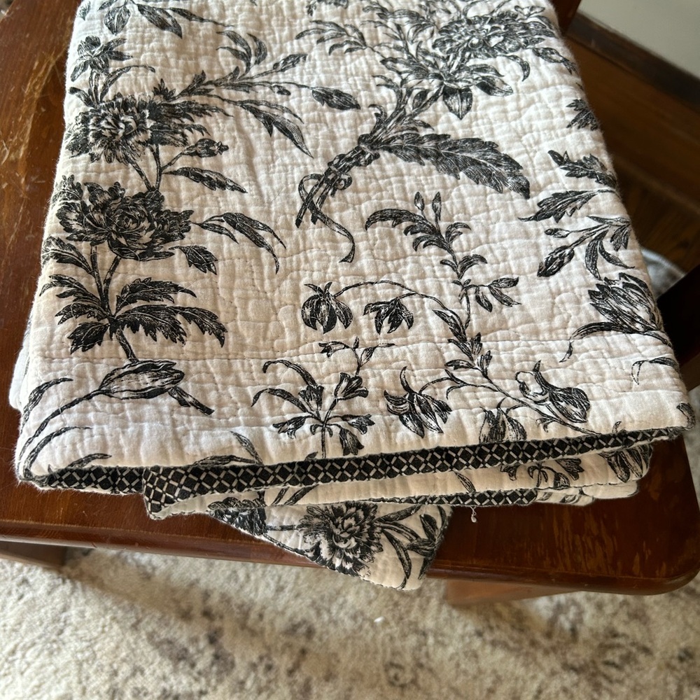Laura Ashley Elegant Amberley Floral set of king size pillow shams.